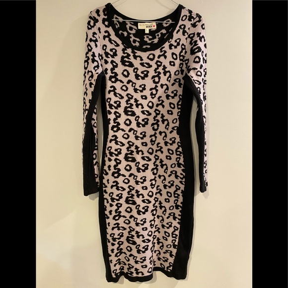 SUPER SOFT RAYON MIX ANIMAL PRINT SWEATER DRESS L - Picture 3 of 5